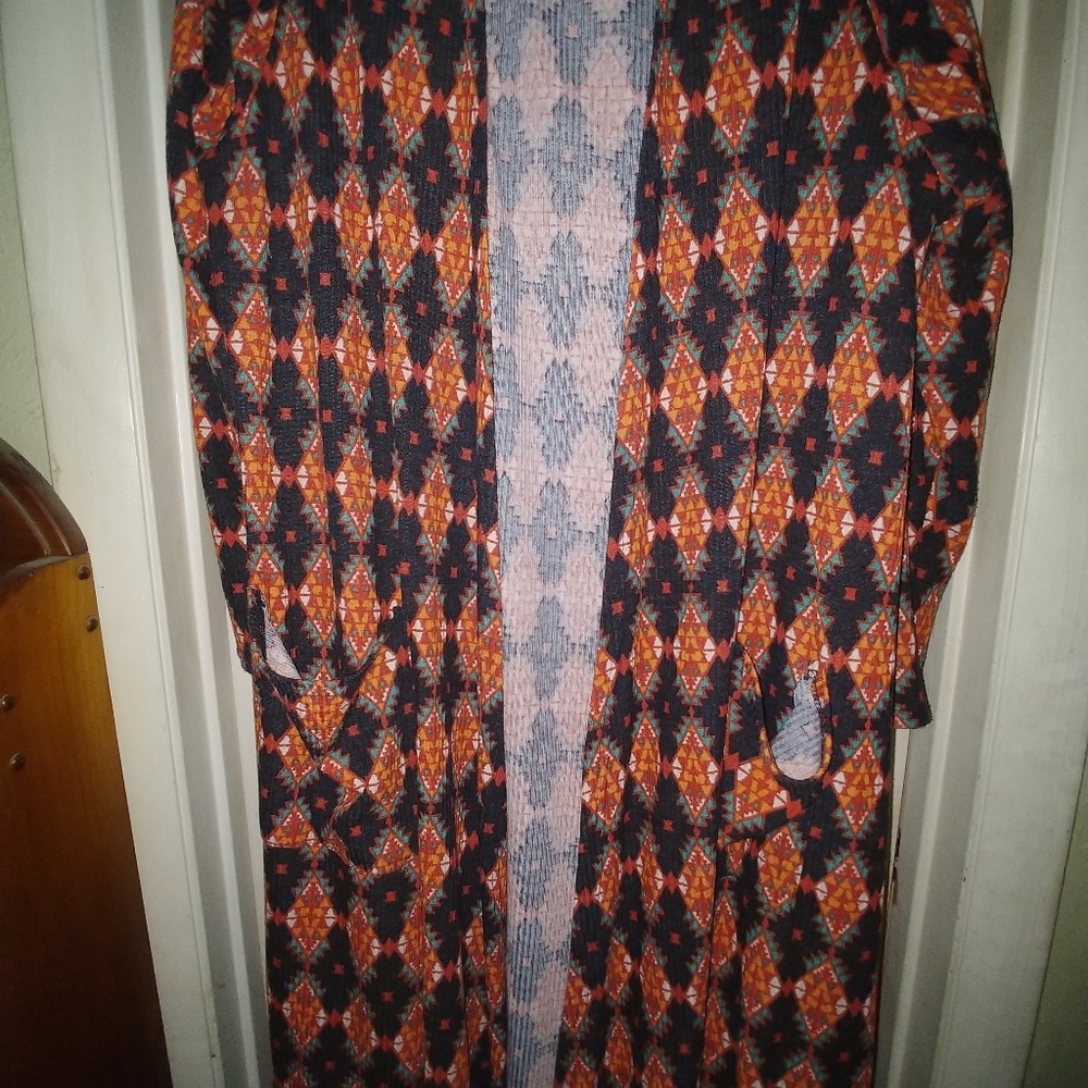 LulaRoe Lrg Sarah